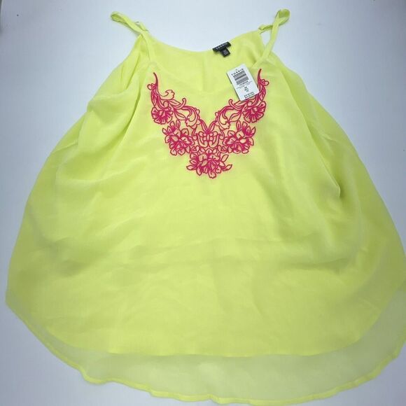 Torrid SOPHIE EMBROIDERED CAMI - CHIFFON Lime Green Size 00 M/L NWT - Picture 1 of 5